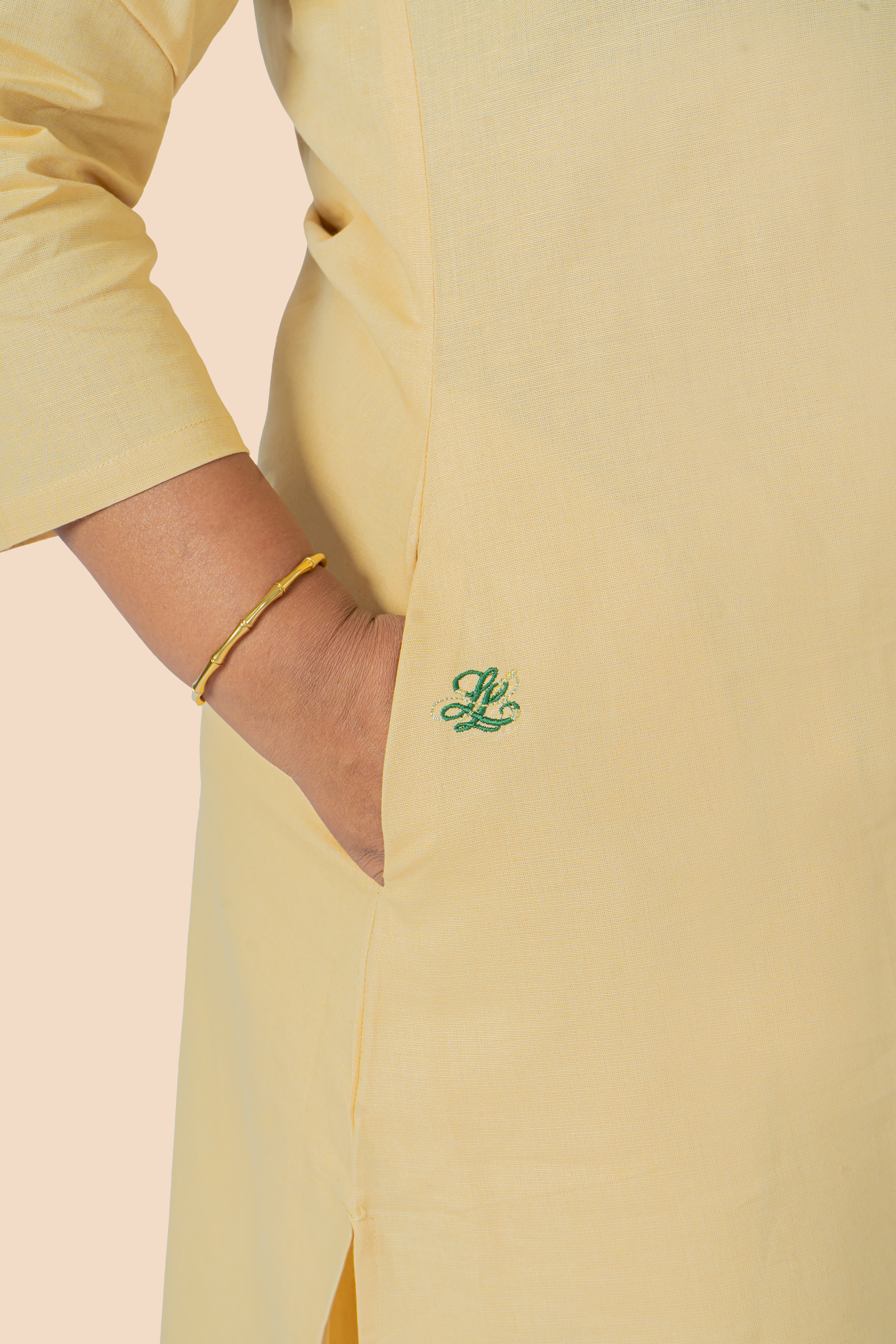 Linen Co-ord Set – Beige, pocket detail